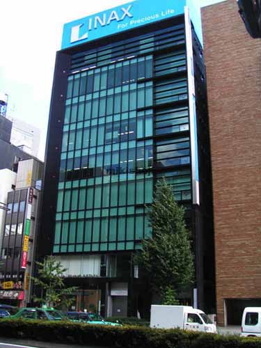 ラウンドクロス新宿 外観