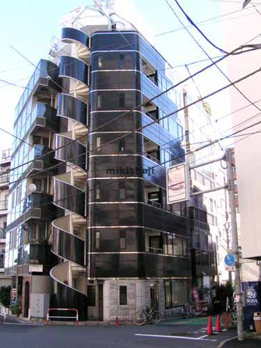 クレスト御苑ビル 外観