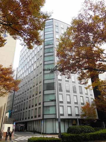 オリックス不動産西新宿ビル 外観