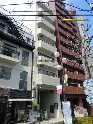 薬王寺ビル 外観