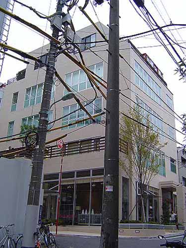 ディフェンスファーストビル 外観