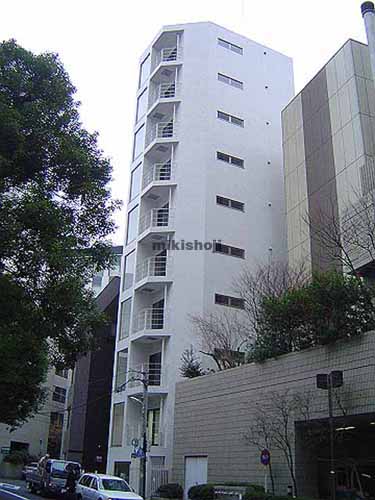 ＣＯＭＭＯＮ Ａｋａｓａｋａビル 外観