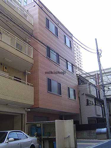 フロインデビル 外観