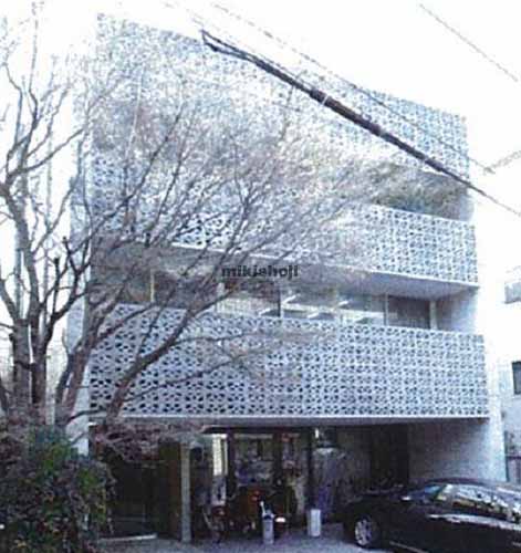 プールビル 外観