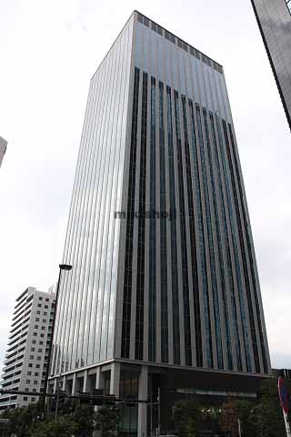 新宿フロントタワー 外観