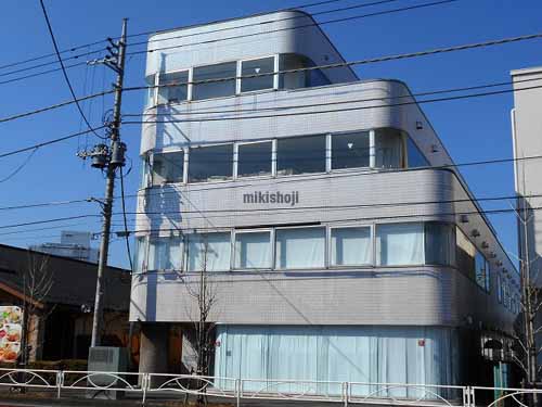 エーカービル 外観