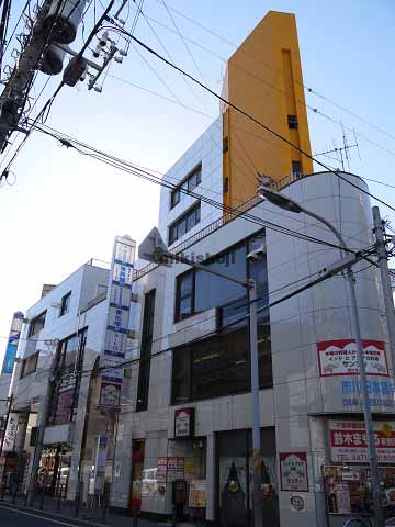 ニューイーストビル 外観