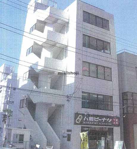 ヤマケンビル 外観