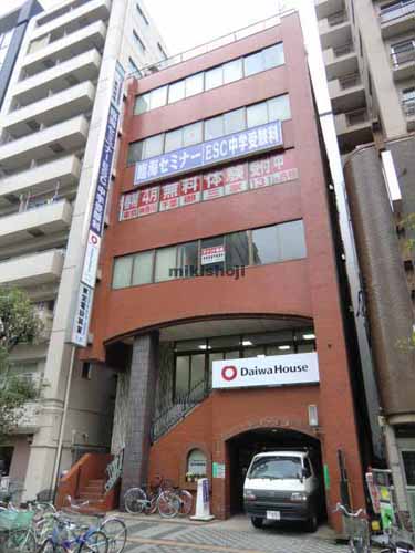 トオヤビル 外観