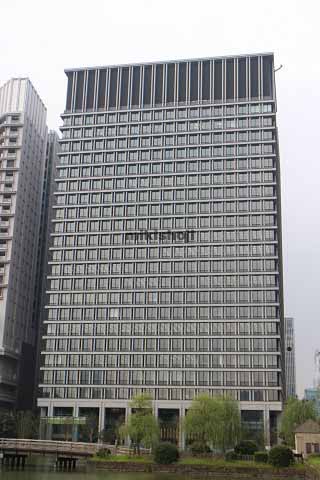 日本生命丸の内ガーデンタワー 外観