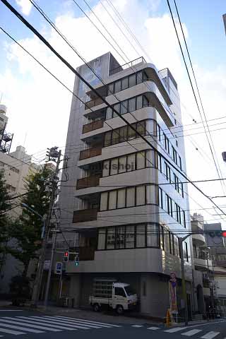 加賀美ビル 外観