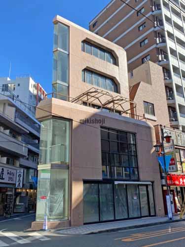 国立ジュディビル 外観