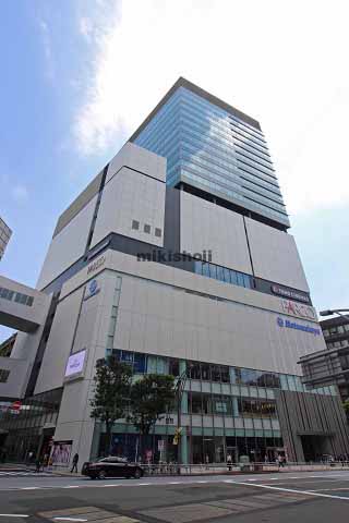 上野フロンティアタワー 外観