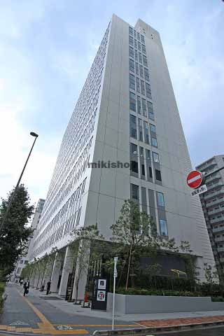 上野イーストタワー 外観