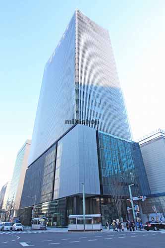 京橋のミュージアムタワー京橋 外観1