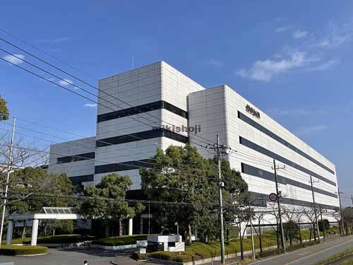 読売新聞府中別館 外観1