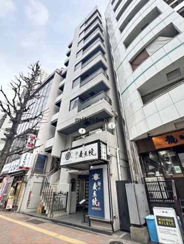 ストーク新宿井岡 外観