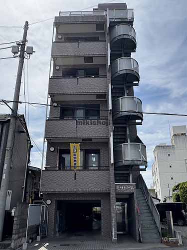 ミサトビル 外観