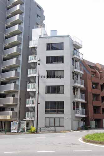 ロナーＹＳビル 外観