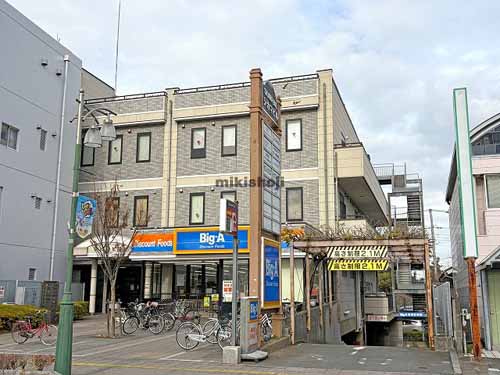 シカマビル 外観