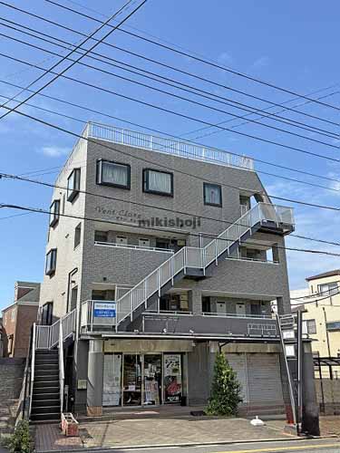 ヴァン・クレール 外観