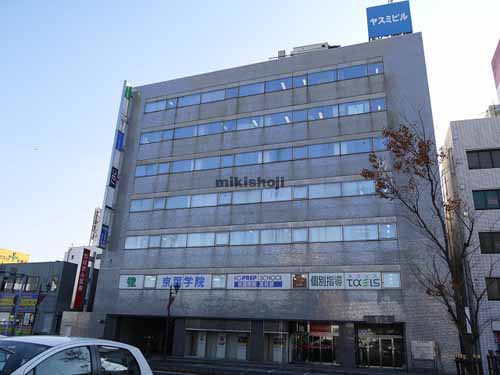 ヤスミビル 外観