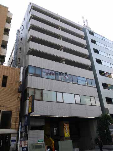 シャンポール本八幡 外観