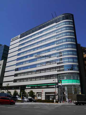 新鈴春ビル 外観