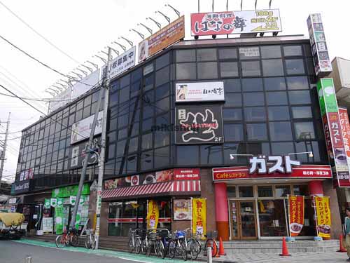 タウンコートエクセル 外観