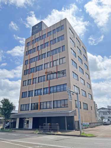 長岡ファーストビル 外観
