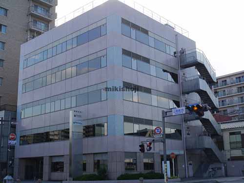 根本ビル 外観