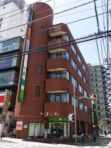 新松戸岡田ビル 外観