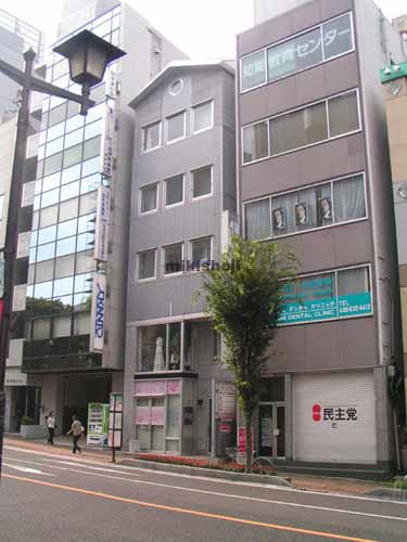 ヨシノビル 外観