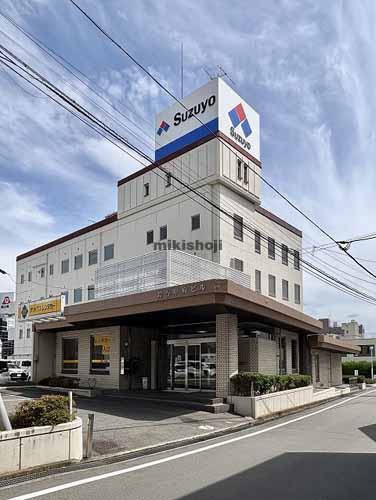 鈴与甲府ビル 外観