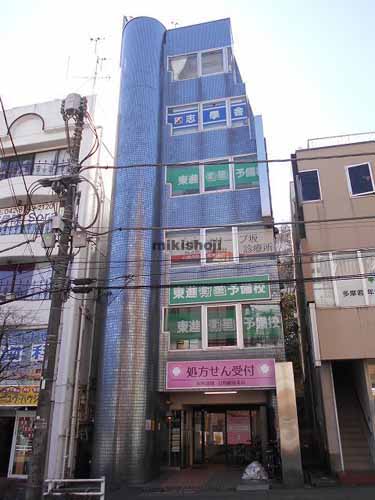 シルバーアロービル 外観