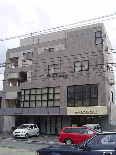 ヤリタビル 外観