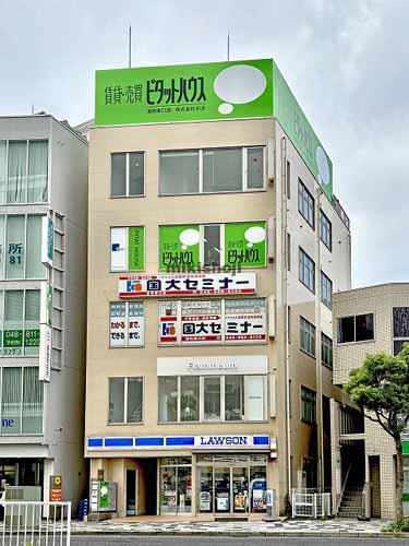 東口ロイヤルビル 外観