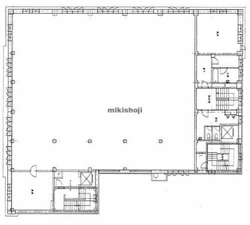 チャータードビル 平面1