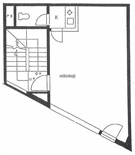 目黒駅前玉川屋ビル 平面1