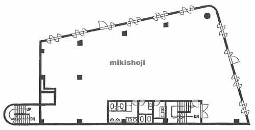 八達ビル 平面1