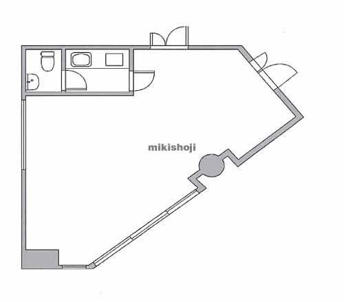 前田ビル 平面1