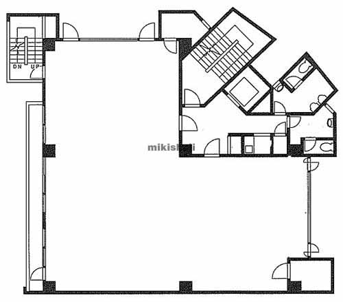 山楽ビル 平面1