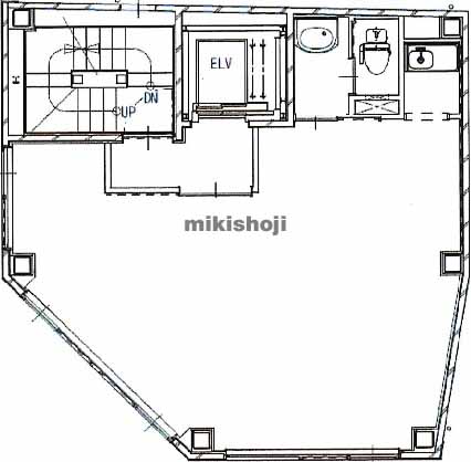 サラ青山 平面1