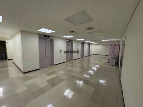 毎日札幌会館 エレベーターホール2