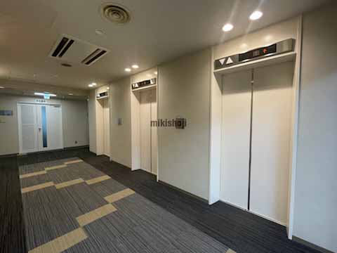 パークイースト札幌 エレベーターホール1