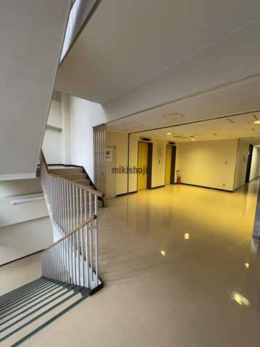 さっけんビル エレベーターホール2