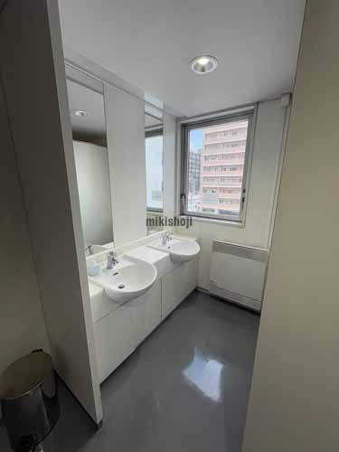 大通バスセンタービル２号館 水回り3