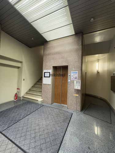 愛生舘ビル エレベーターホール1