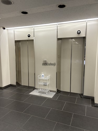 札幌駅前藤井ビル エレベーターホール1
