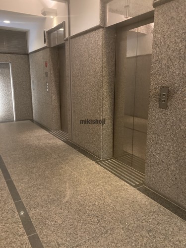 札幌あおばビル エレベーターホール1